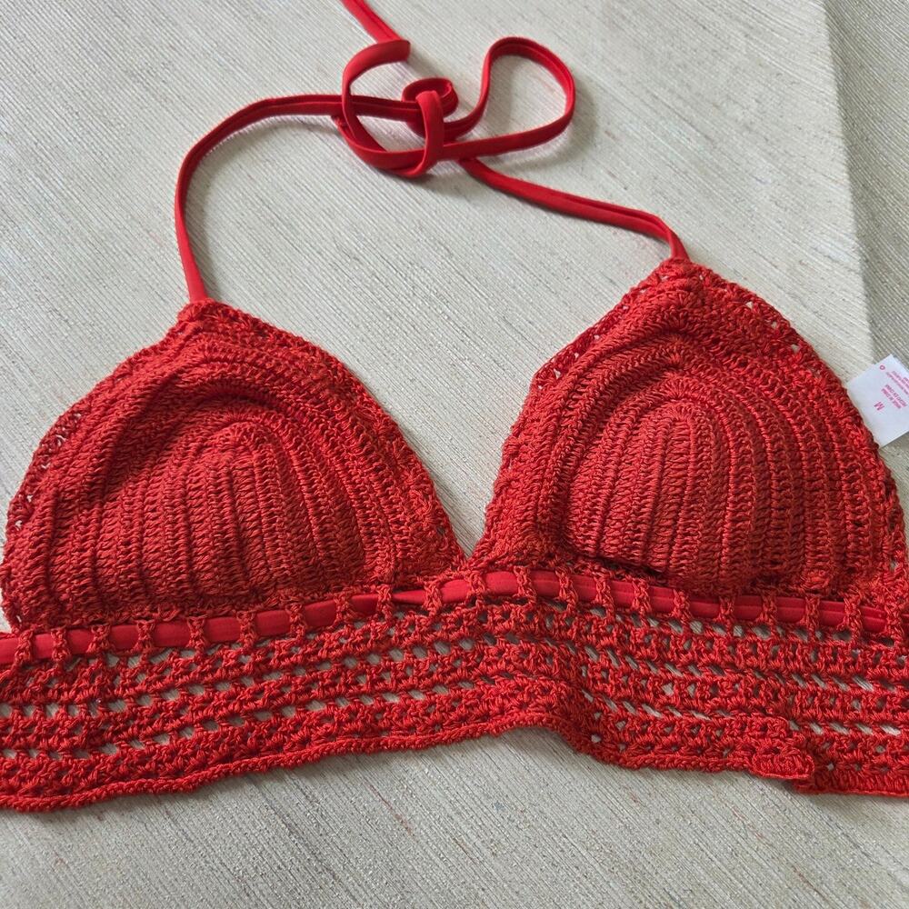 Xhilaration red crocheted bikini top woman's size M